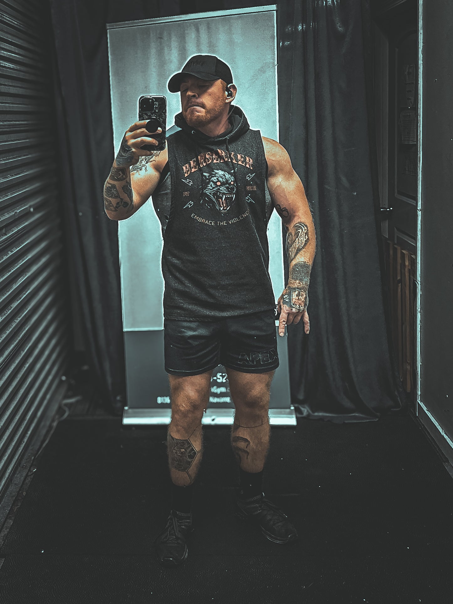 RIOT WOLF SLEEVELESS